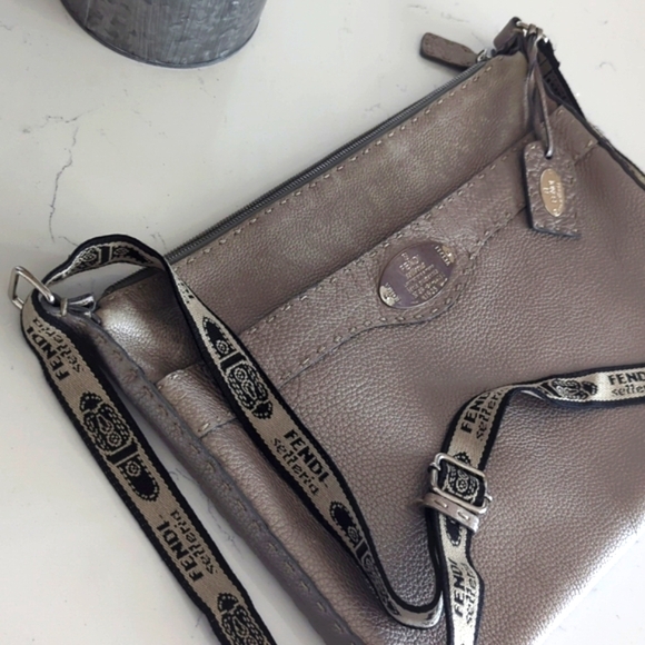 Fendi Selleria gray crossbody - vintage - Picture 5 of 16